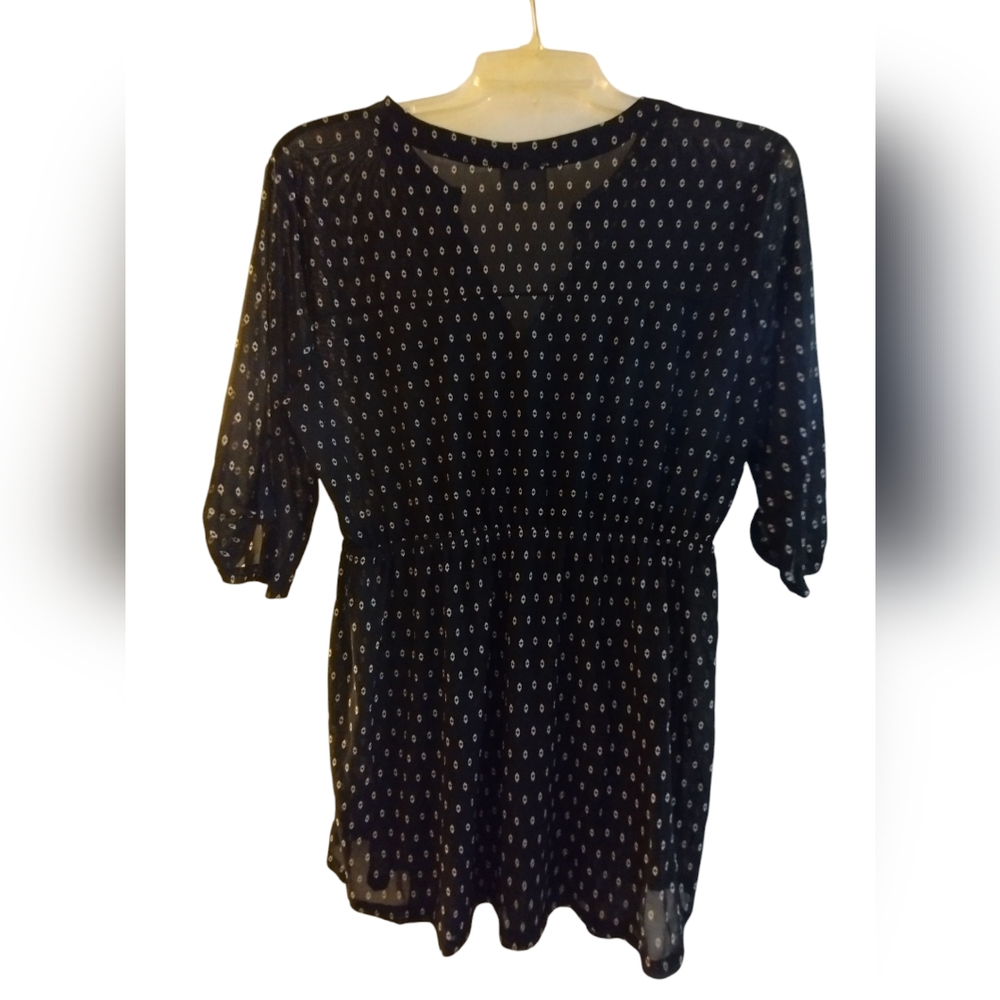 EUC Siren Lilly Black Maternity Patterned Blouse 2 Faux Pockets LARGE - Picture 3 of 5